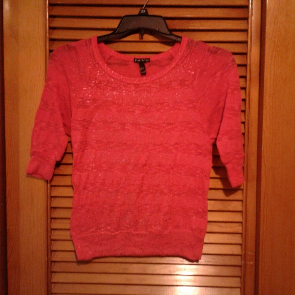 Short sleeve FANG top, lightly used.